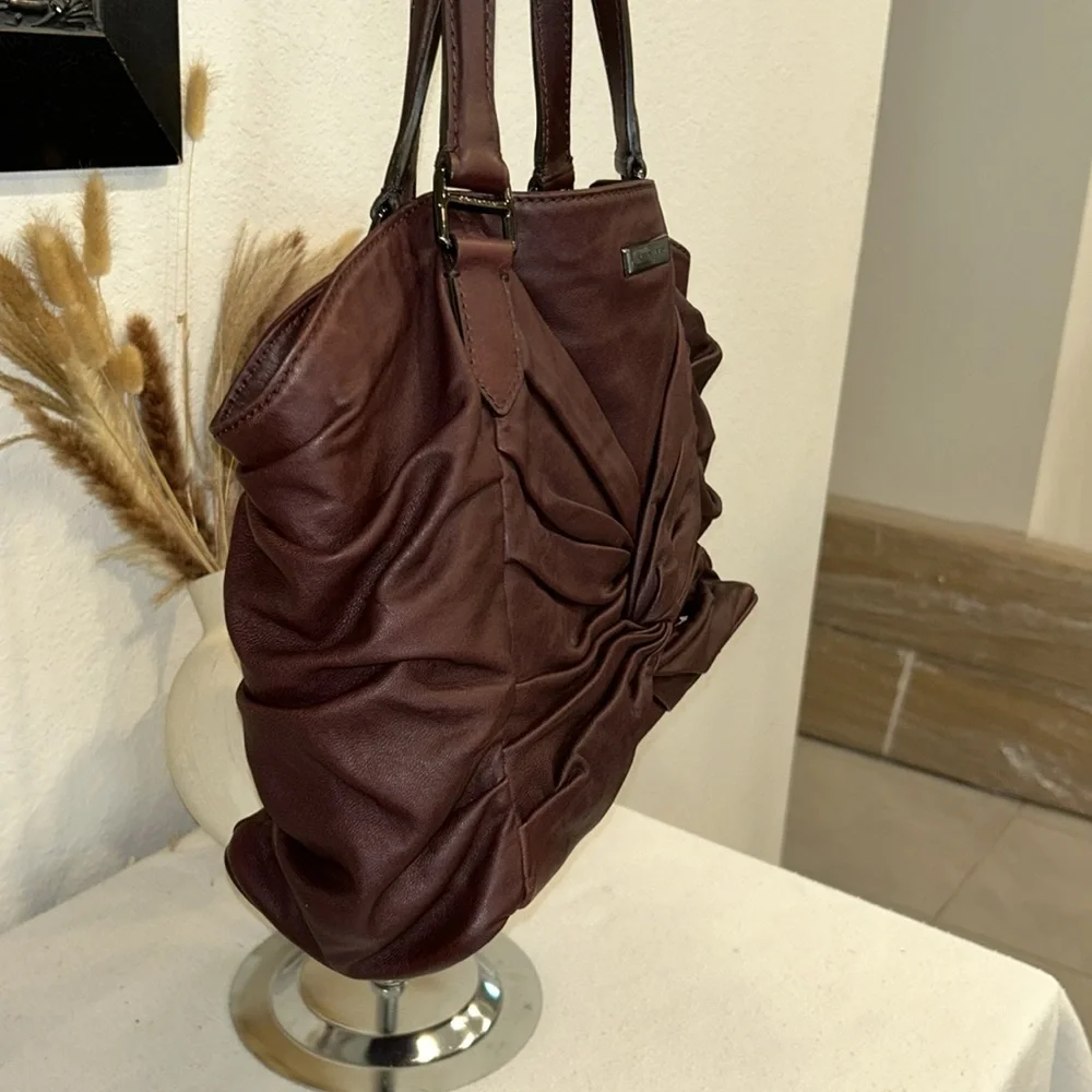 BURBERRY Leather Shoulder Bag - Picture 4 of 14